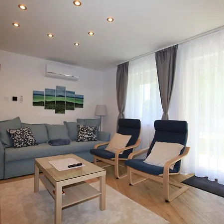 Paskal-Lux Apartments With Free Parking And Ac Budapest Exterior photo
